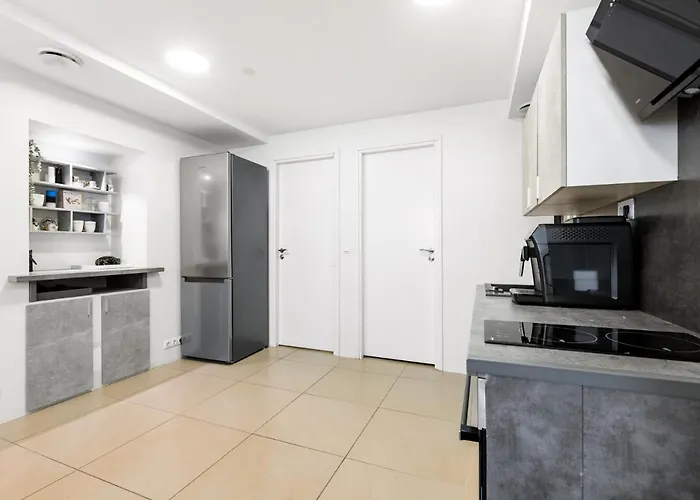 Sirena - Self Check-in And Free Parking Apartament *