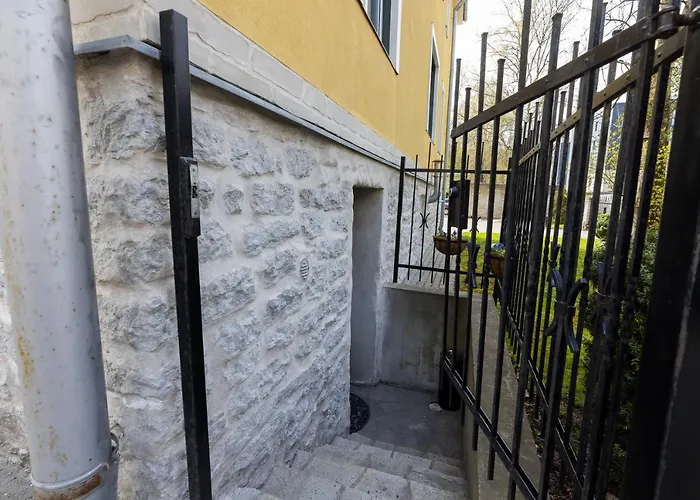 Sirena - Self Check-in And Free Parking Tallin